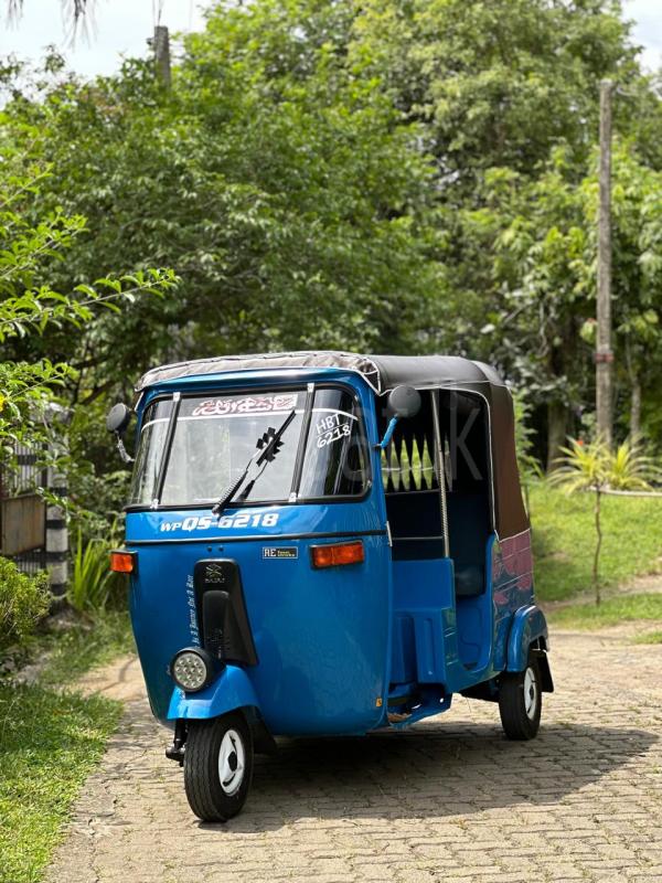 Bajaj Three Wheel 2009 - பயன்படுத்தப்பட்டது முச்சக்கர வண்டி sale in Sri Lanka - patpat.lk