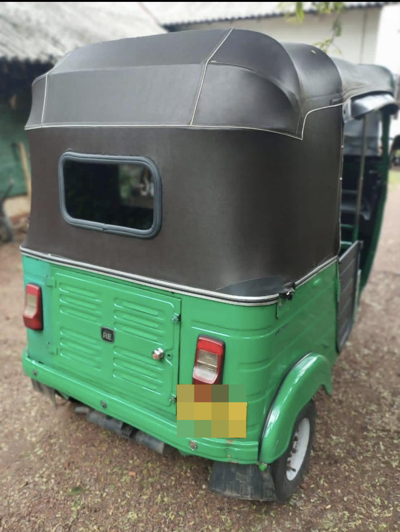 Bajaj 4 stroke 2015 - பயன்படுத்தப்பட்டது முச்சக்கர வண்டி sale in Sri Lanka - patpat.lk