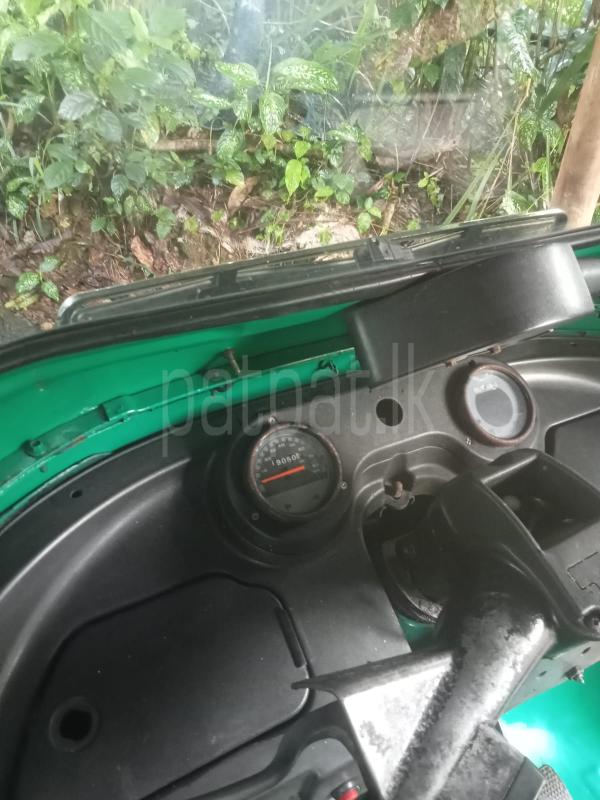 Bajaj Three Wheel 2012 - பயன்படுத்தப்பட்டது முச்சக்கர வண்டி sale in Sri Lanka - patpat.lk