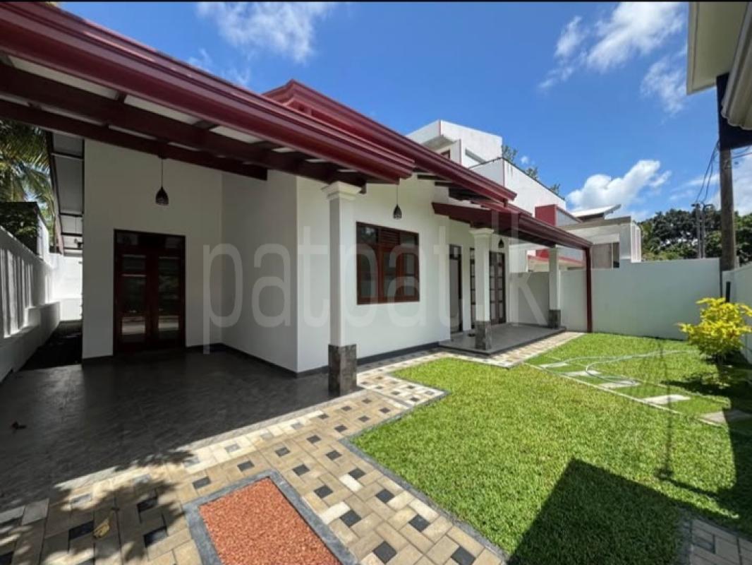 House for Sale in Piliyandala ads-image-1
