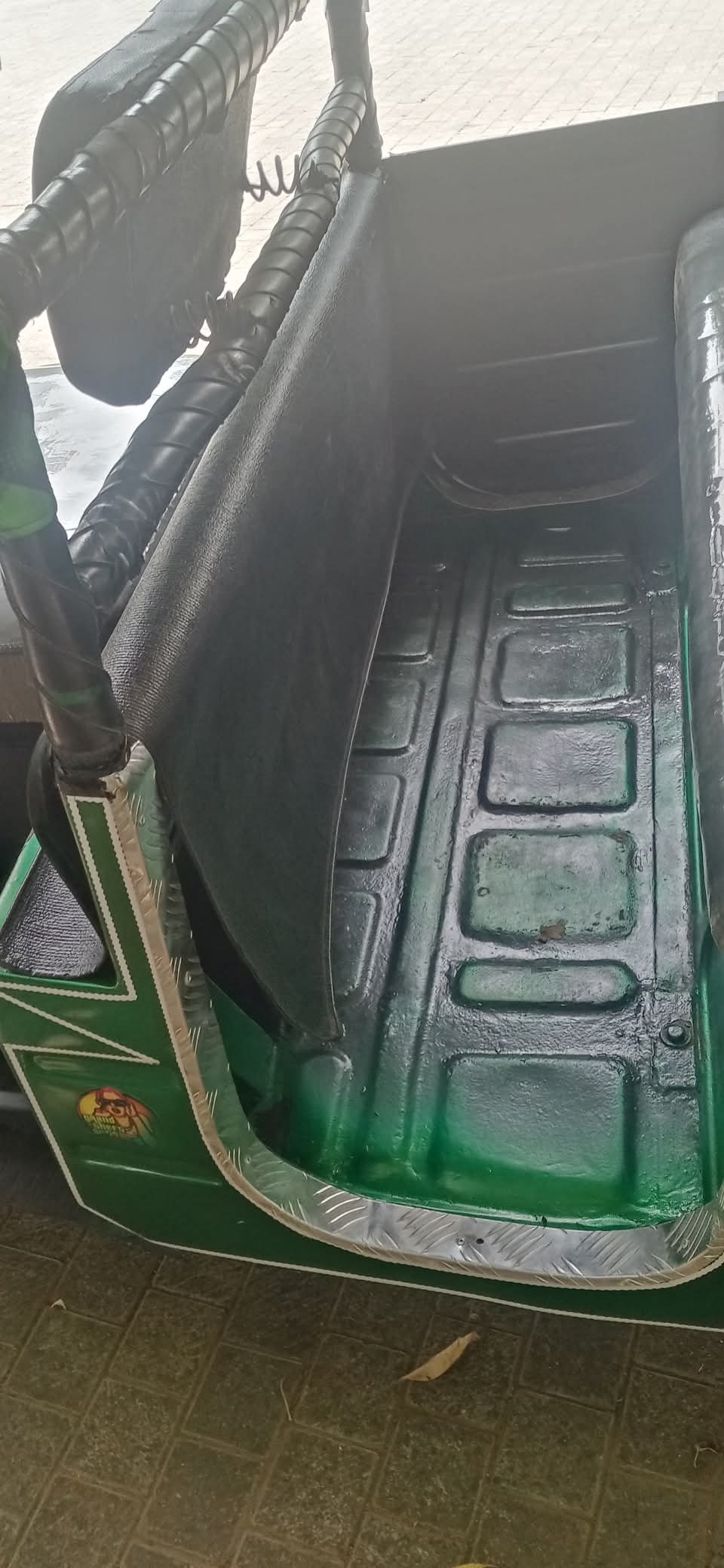 Bajaj Three Wheel 2005 - භාවිතා කරන ලද ත්‍රිරෝද රථය sale in Sri Lanka - patpat.lk