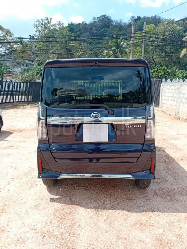 Advertisement image 6