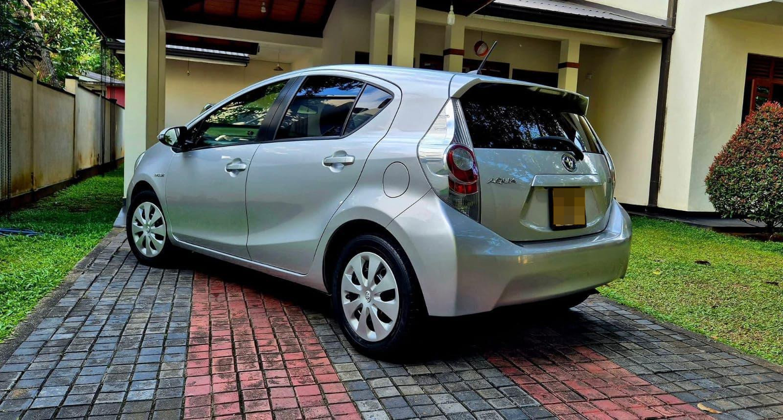 Toyota Aqua 2013 - Used Car sale in Sri Lanka - patpat.lk