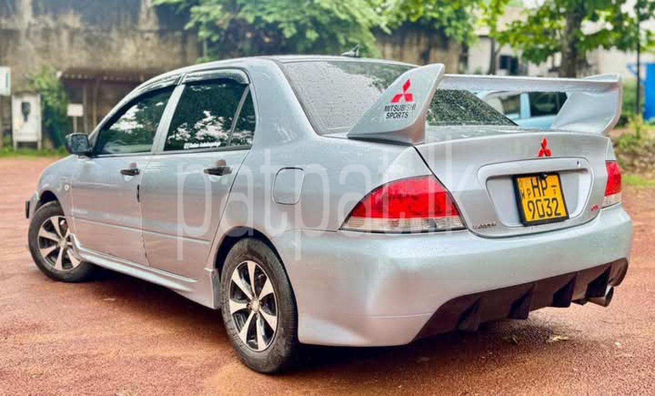 Advertisement image 4