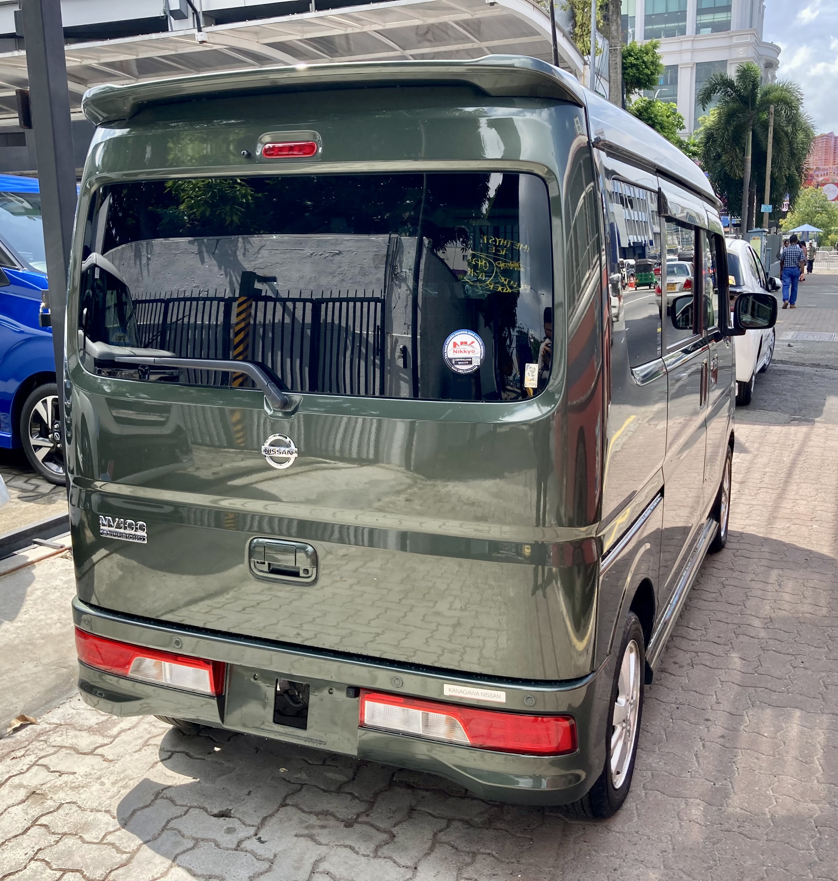 Nissan Cilper 2023 - சான்றளிக்கப்பட்டது வேன் sale in Sri Lanka - patpat.lk