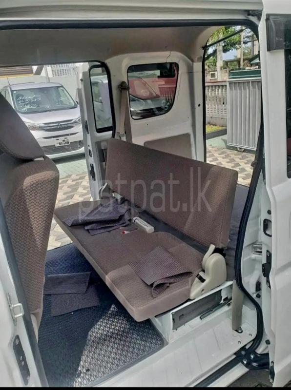 Advertisement image 6