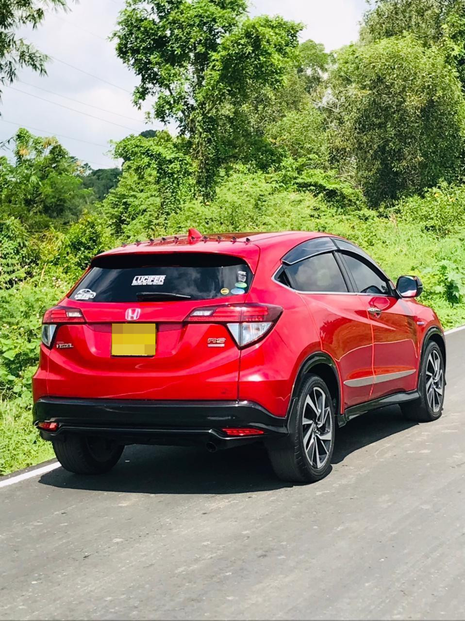 Honda Vezel 2017 - பயன்படுத்தப்பட்டது SUV sale in Sri Lanka - patpat.lk