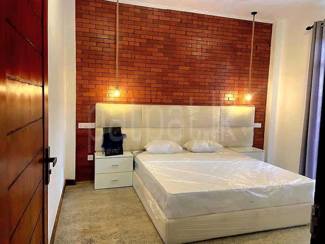 House for Sale in Athurugiriya