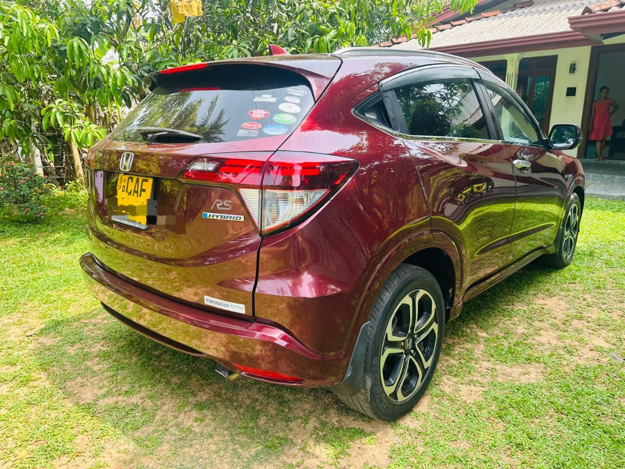 Honda Vezel 2015 - பயன்படுத்தப்பட்டது SUV sale in Sri Lanka - patpat.lk