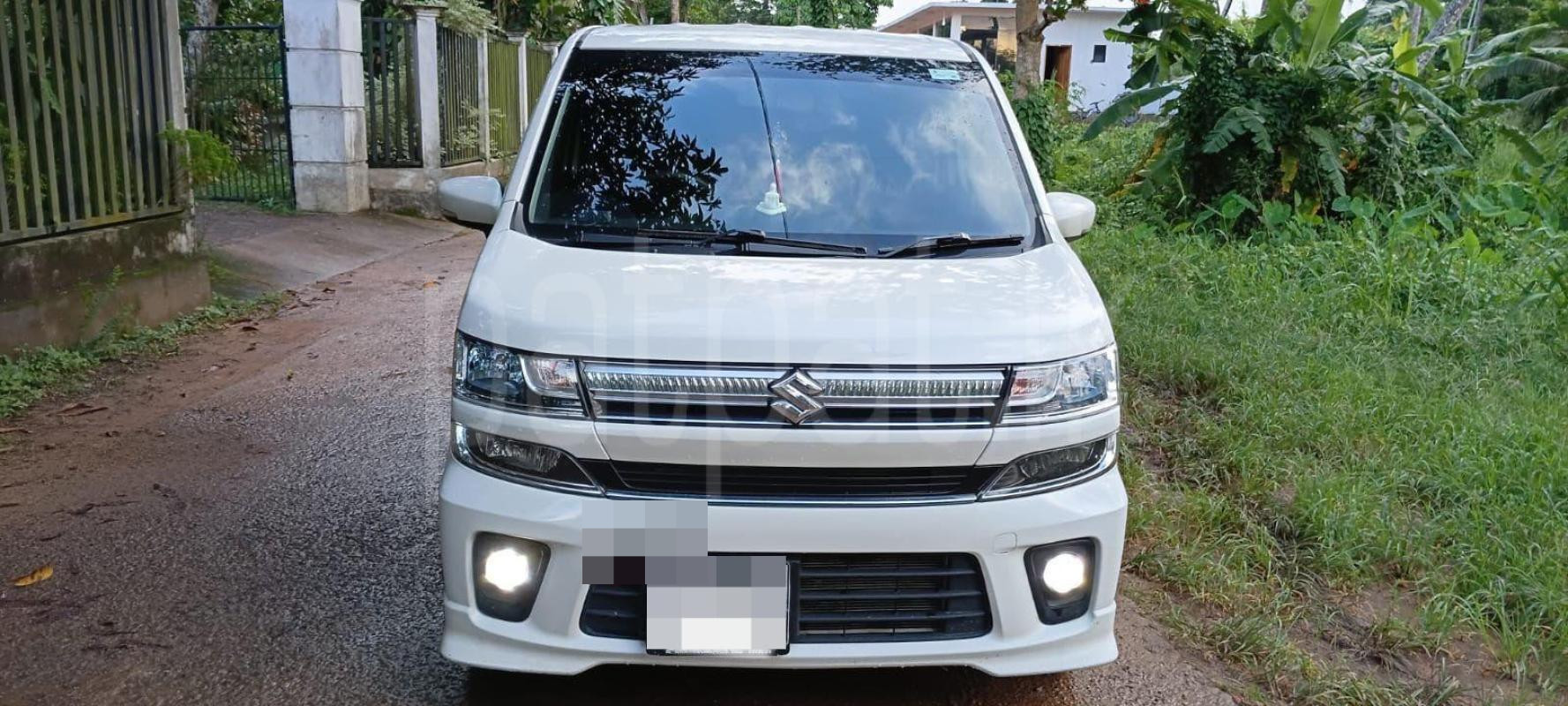 Suzuki Wagon R 2018 - பயன்படுத்தப்பட்டது கார் sale in Sri Lanka - patpat.lk