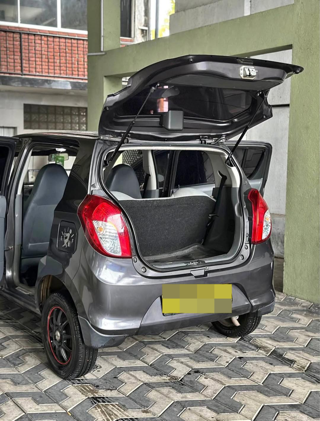 Suzuki Alto 2015 - பயன்படுத்தப்பட்டது கார் sale in Sri Lanka - patpat.lk