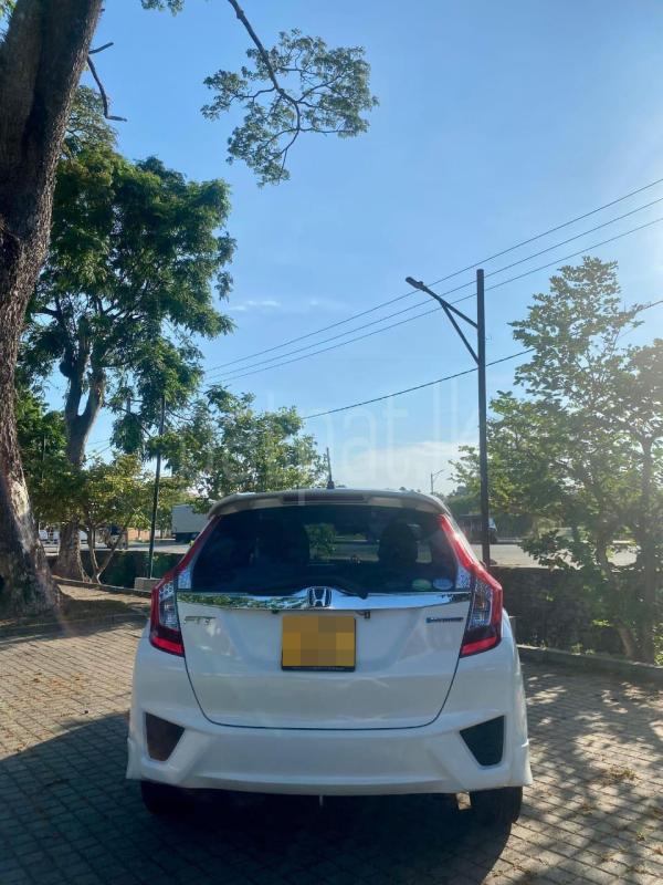 Honda Fit 2015 - Used Car sale in Sri Lanka - patpat.lk