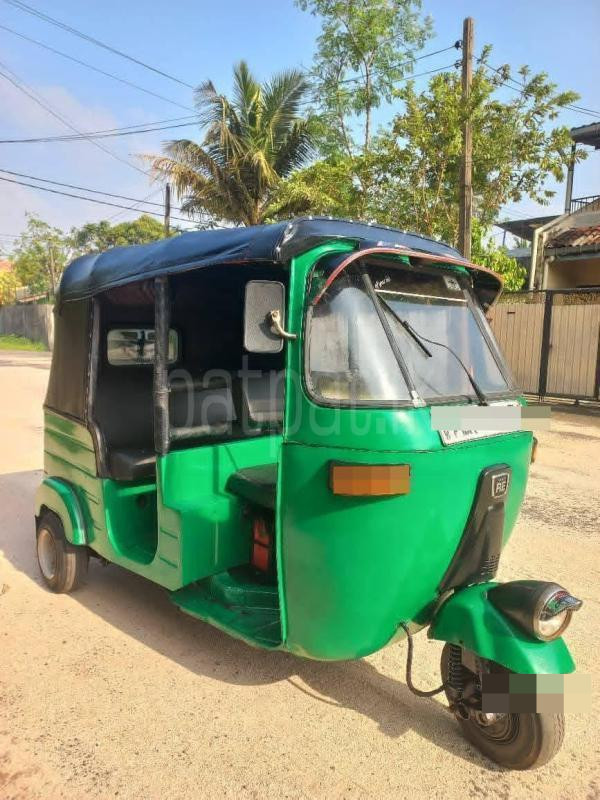 Bajaj Three Wheel 2002 - பயன்படுத்தப்பட்டது முச்சக்கர வண்டி sale in Sri Lanka - patpat.lk