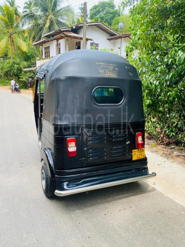 Bajaj Three Wheel 2013 - பயன்படுத்தப்பட்டது முச்சக்கர வண்டி sale in Sri Lanka - patpat.lk