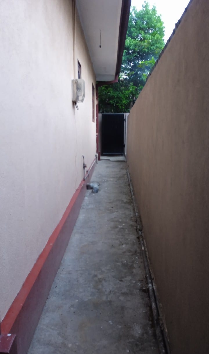 House for Sale in Naranwala