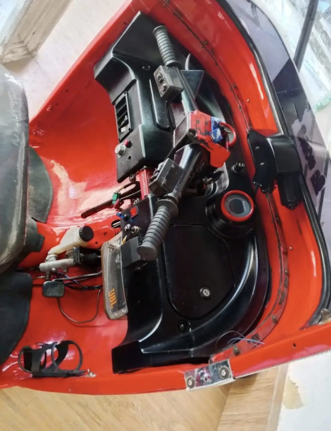 Advertisement image 4