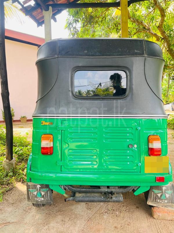Bajaj Three Wheel 2013 - பயன்படுத்தப்பட்டது முச்சக்கர வண்டி sale in Sri Lanka - patpat.lk