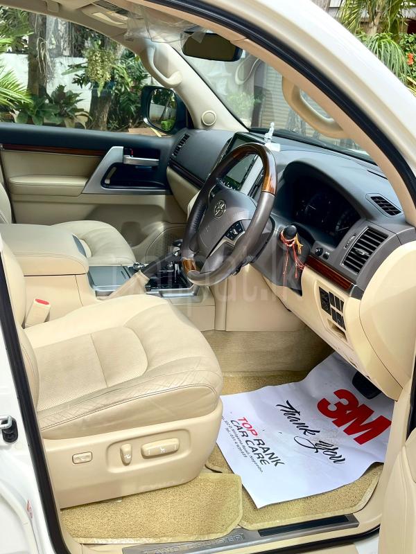 Advertisement image 5