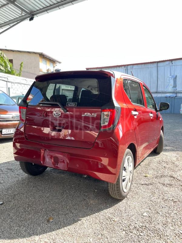 Advertisement image 4