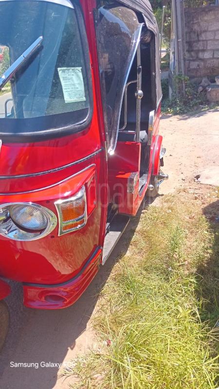 Bajaj Three Wheel 2011 - Used Three wheeler sale in Sri Lanka - patpat.lk