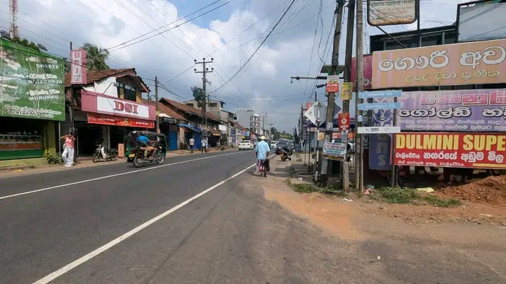 Commercial Land for Sale in Weliveriya