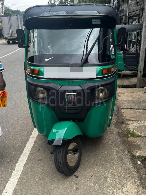 Bajaj 4 stroke 2015 - Used Three wheeler sale in Sri Lanka - patpat.lk