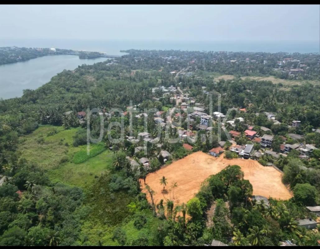 Residential Land for Sale in Kalutara