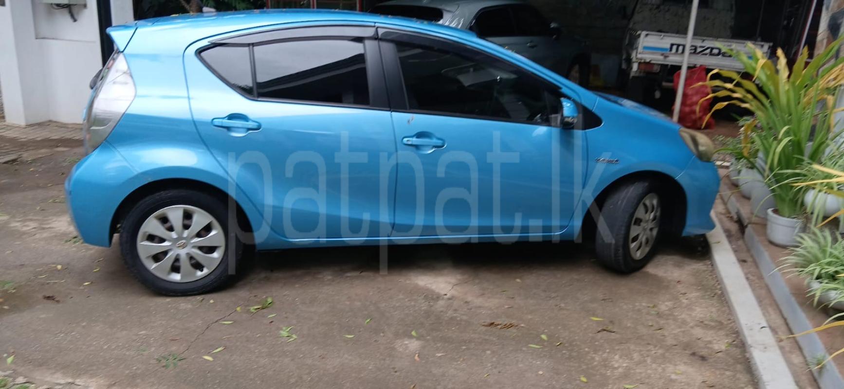 Toyota Aqua 2013 - பயன்படுத்தப்பட்டது கார் sale in Sri Lanka - patpat.lk