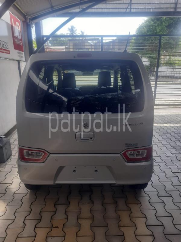 Advertisement image 6