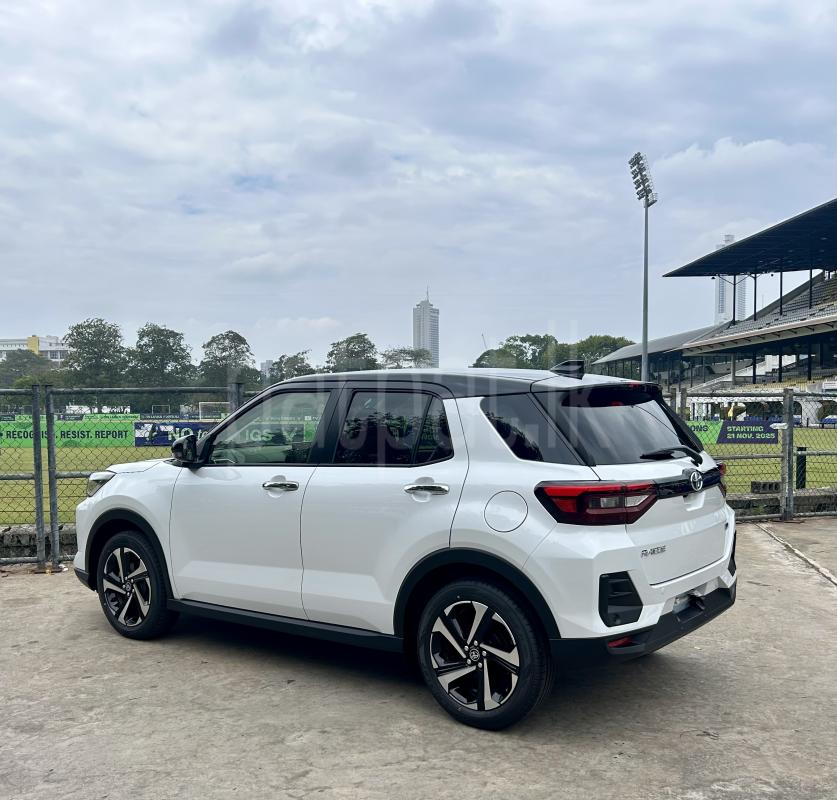 Advertisement image 6