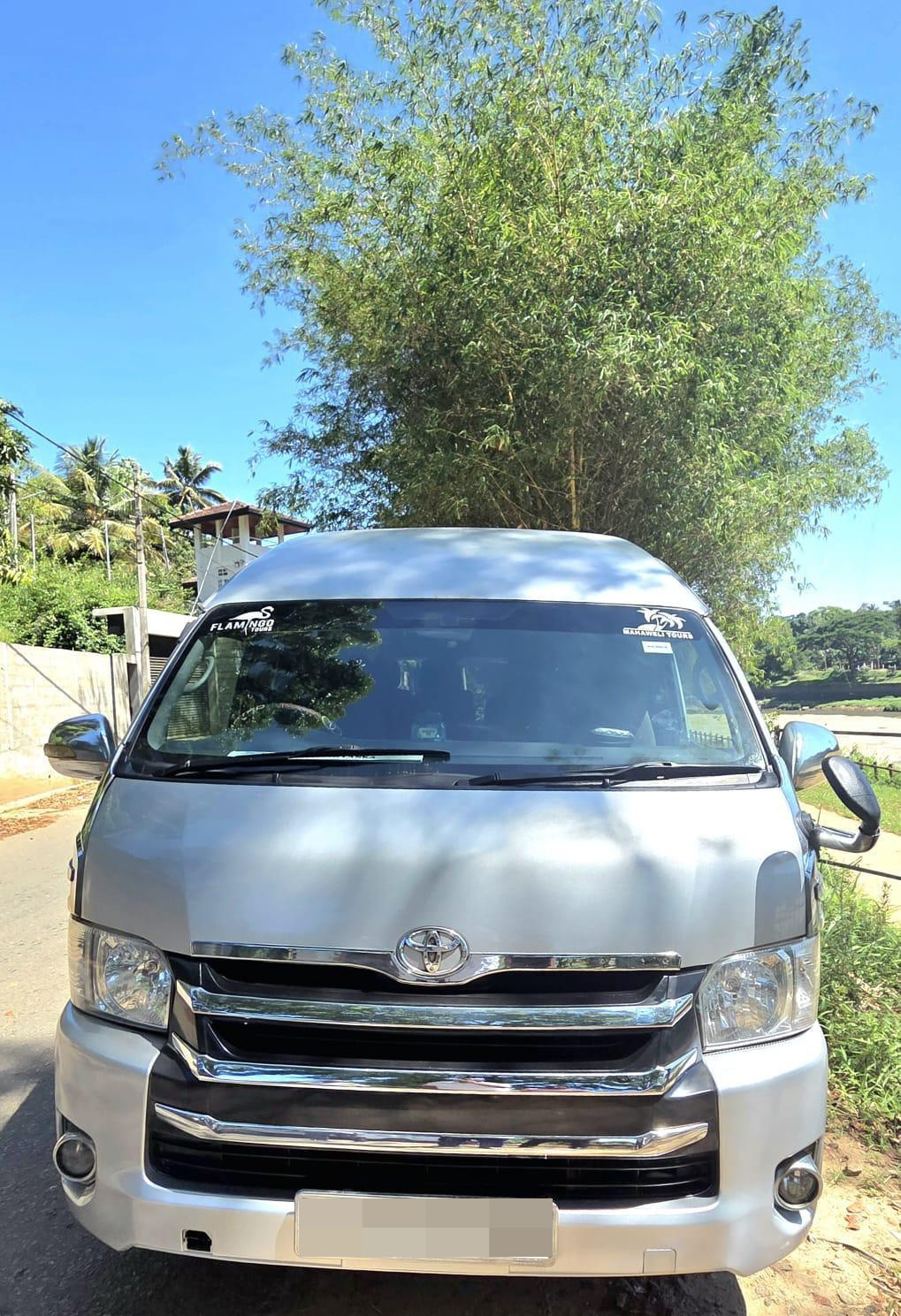 Toyota Hiace 2006 ads-image-1