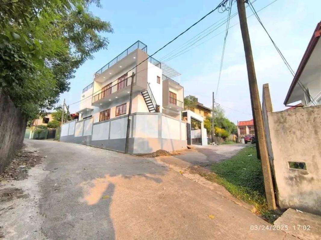 House for Sale in Hokandara
