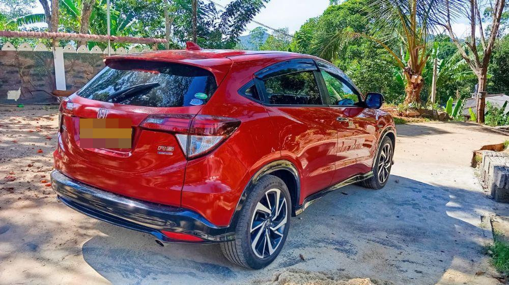 Honda Vezel 2018 - பயன்படுத்தப்பட்டது SUV sale in Sri Lanka - patpat.lk