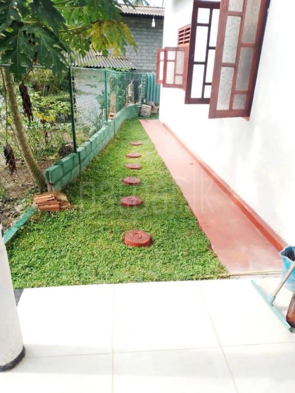 House for Sale in Minuwangoda