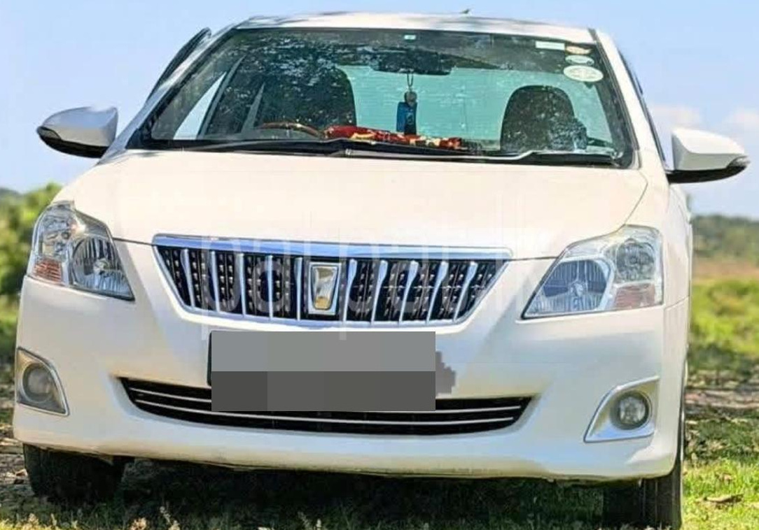 Toyota Premio 2013 - பயன்படுத்தப்பட்டது கார் sale in Sri Lanka - patpat.lk