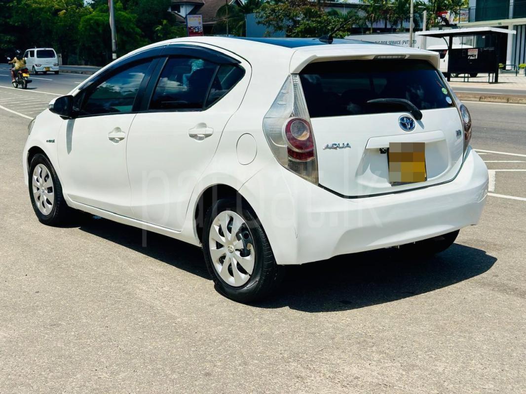 Toyota Aqua 2014 - Used Car sale in Sri Lanka - patpat.lk