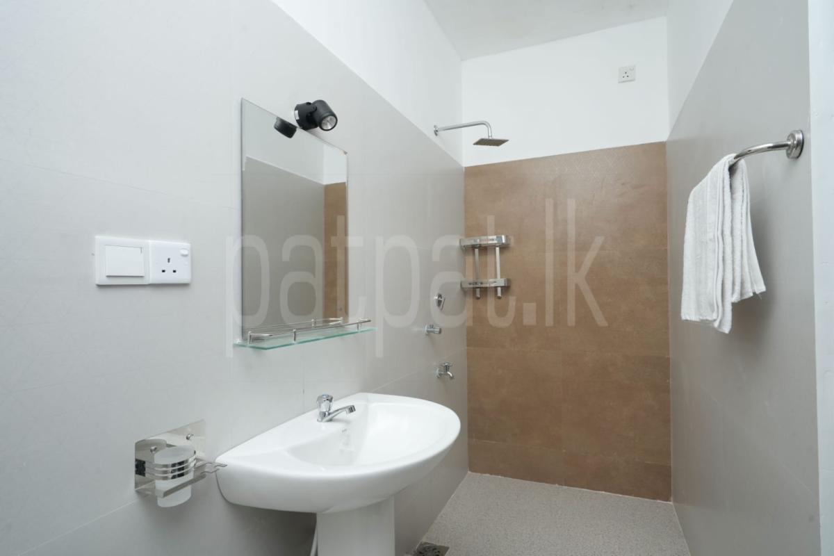 Room for Rent in Cinnamon Garden (Colombo 07)