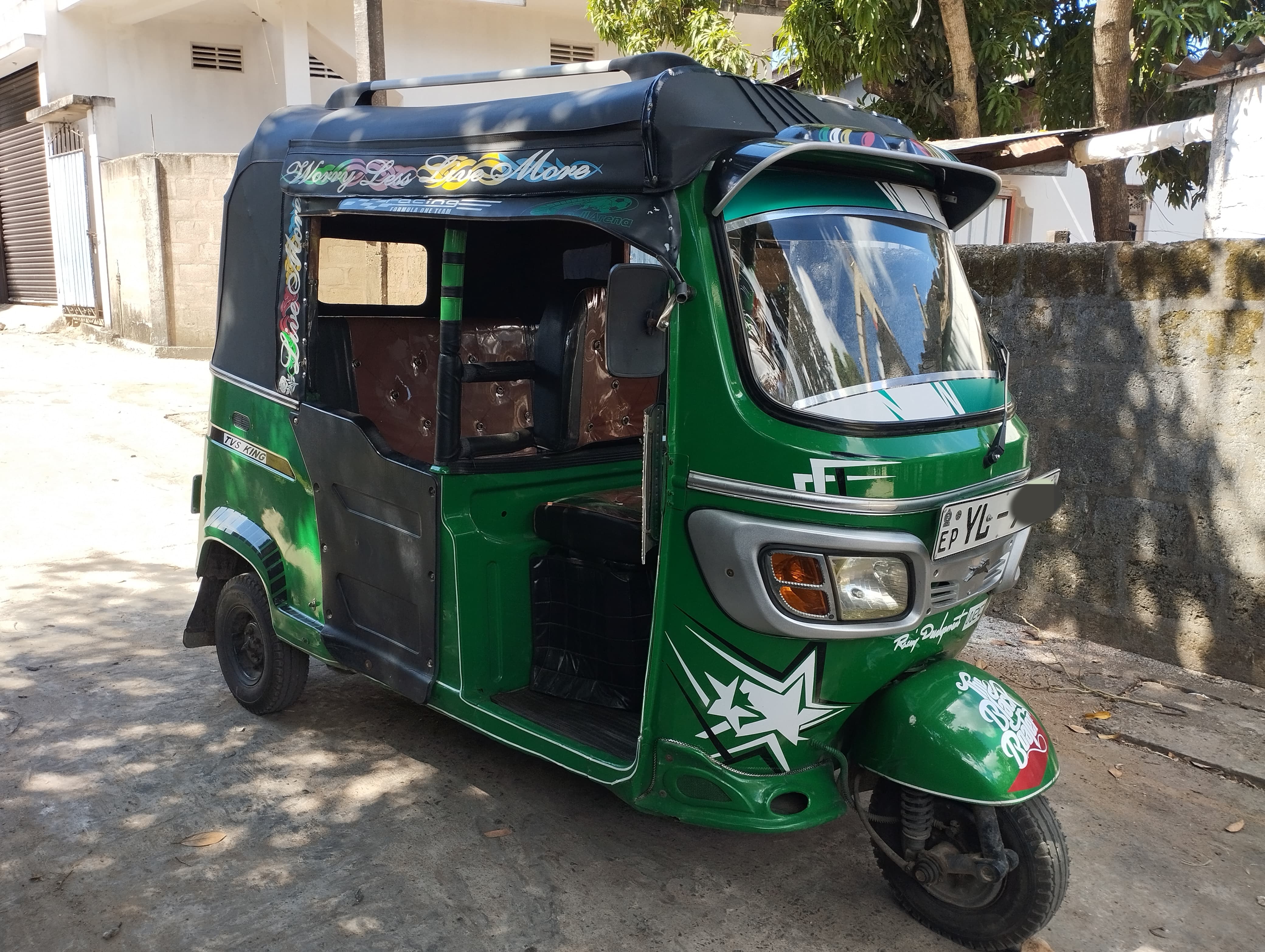TVS King 2011 - Used Three wheeler sale in Sri Lanka - patpat.lk