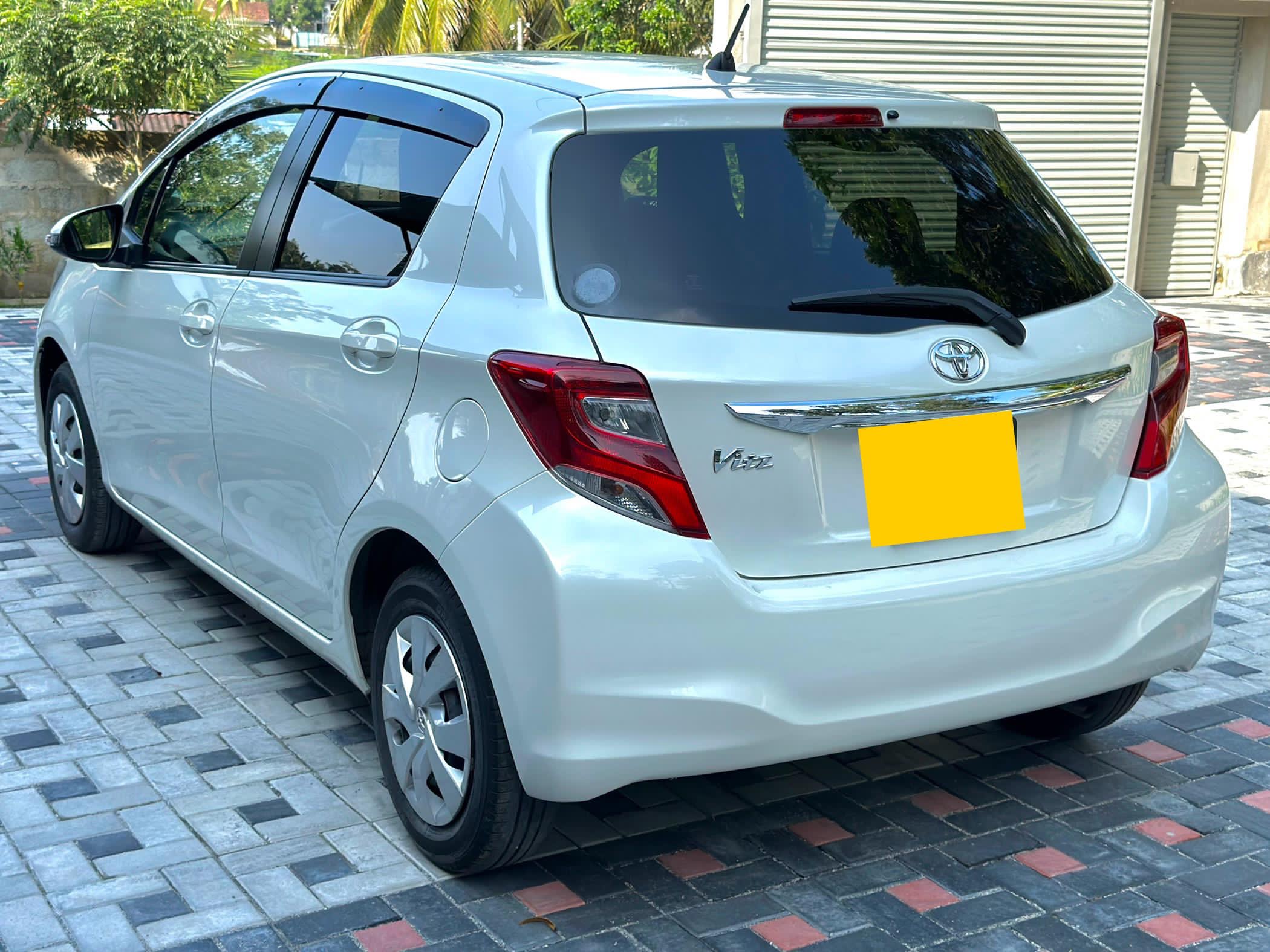 Toyota Vitz 2016 - மறுசீரமைக்கப்பட்டது கார் sale in Sri Lanka - patpat.lk