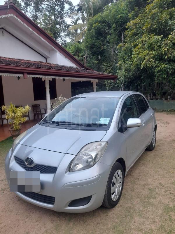Toyota Vitz 2005 - பயன்படுத்தப்பட்டது கார் sale in Sri Lanka - patpat.lk
