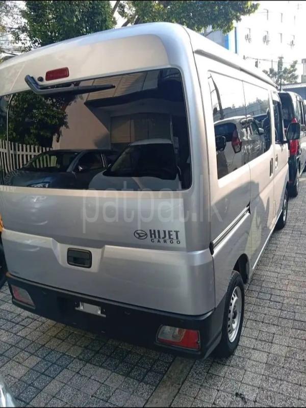 Advertisement image 4