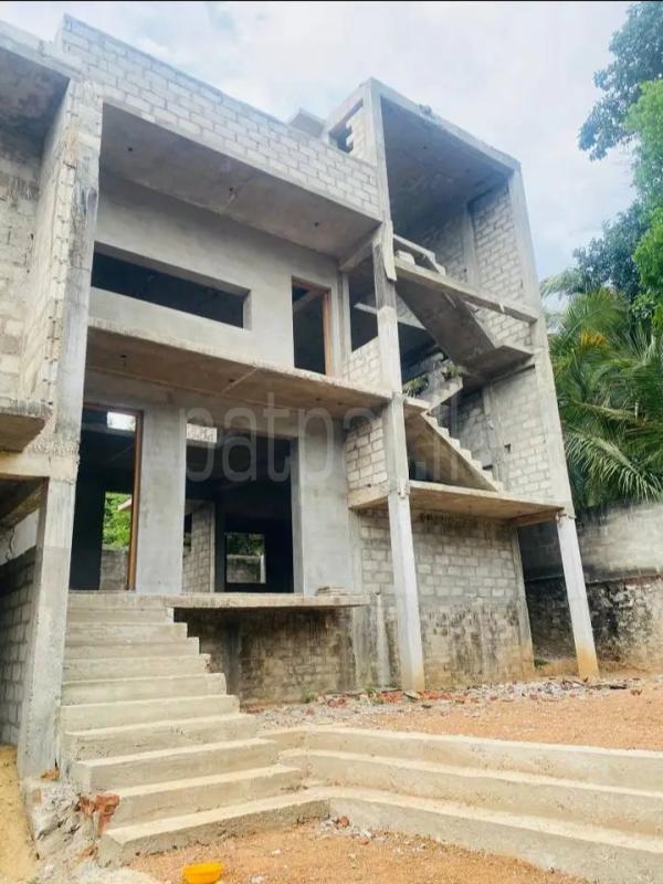 House for Sale in Gampaha ads-image-1