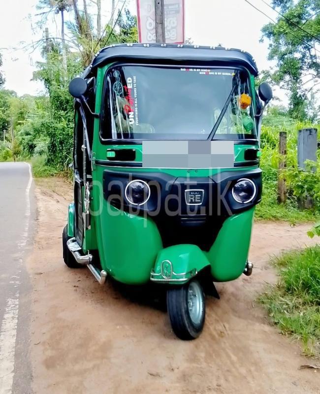 Bajaj 4 stroke 2015 - பயன்படுத்தப்பட்டது முச்சக்கர வண்டி sale in Sri Lanka - patpat.lk