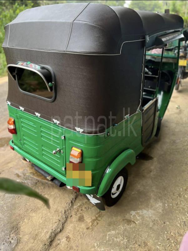 Bajaj Three Wheel 2012 - භාවිතා කරන ලද ත්‍රිරෝද රථය sale in Sri Lanka - patpat.lk