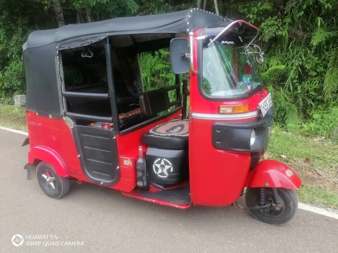 Bajaj Three Wheel 2017 - Used Three wheeler sale in Sri Lanka - patpat.lk