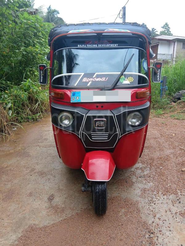 Bajaj Three Wheel 2019 - பயன்படுத்தப்பட்டது முச்சக்கர வண்டி sale in Sri Lanka - patpat.lk
