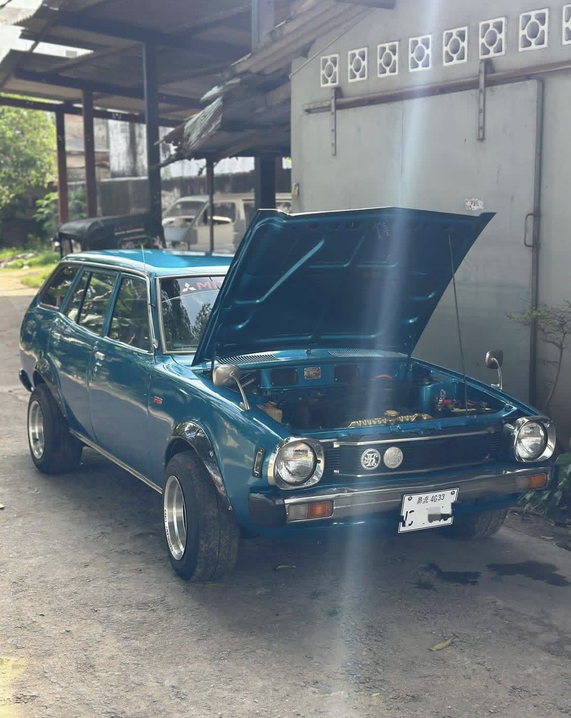 Mitsubishi Space Wagon 1982 - Used Car sale in Sri Lanka - patpat.lk