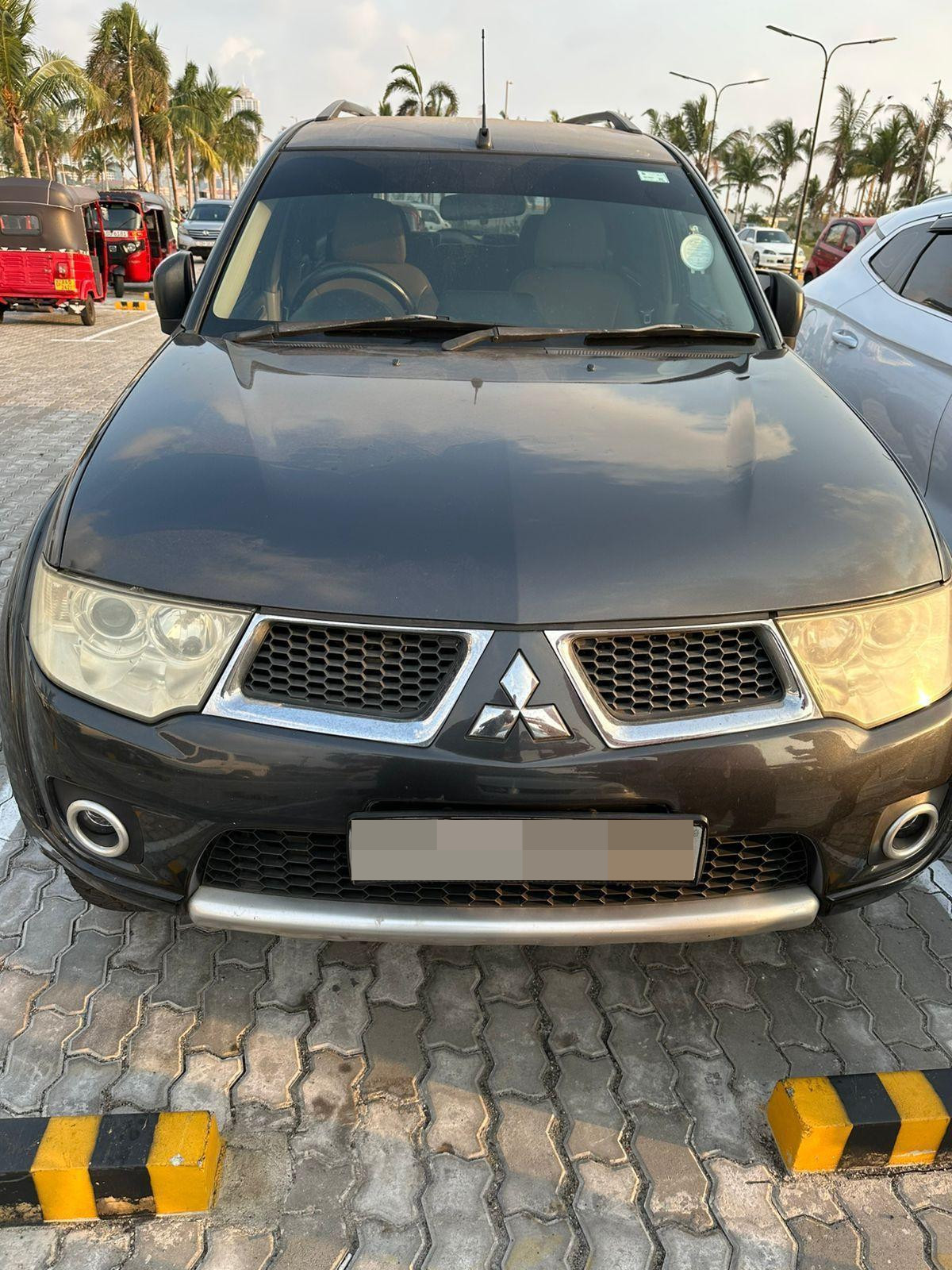 Mitsubishi Montero Sport 2012 - Used SUV sale in Sri Lanka - patpat.lk
