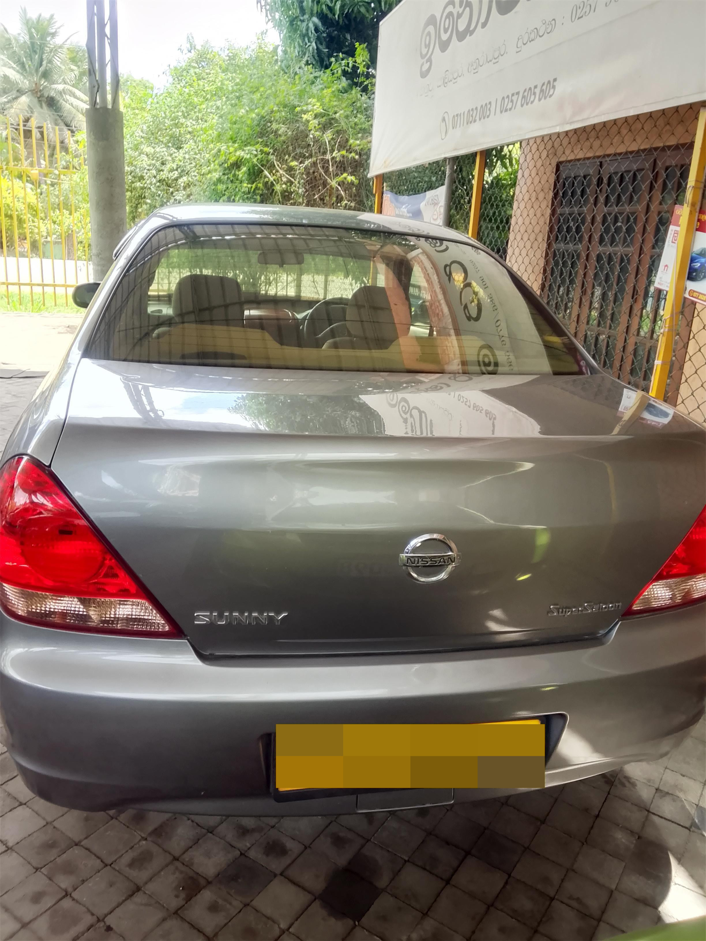 Nissan Sunny 2011 - பயன்படுத்தப்பட்டது கார் sale in Sri Lanka - patpat.lk