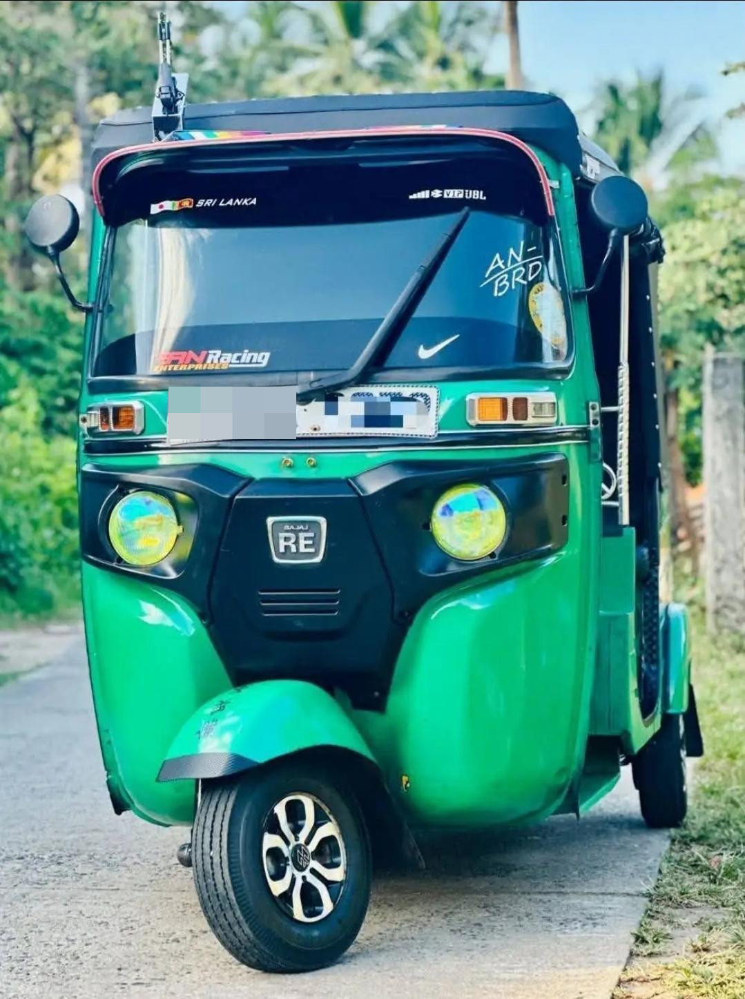 Bajaj Three Wheel 2015 - භාවිතා කරන ලද ත්‍රිරෝද රථය sale in Sri Lanka - patpat.lk